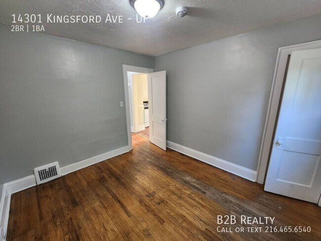 Building Photo - 14301 Kingsford Ave