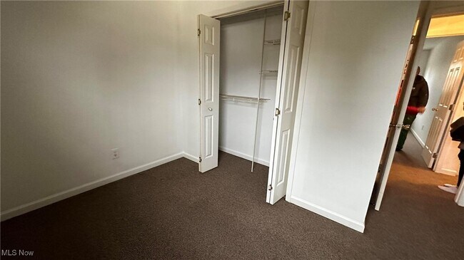 Building Photo - 95 Rockdale Rd