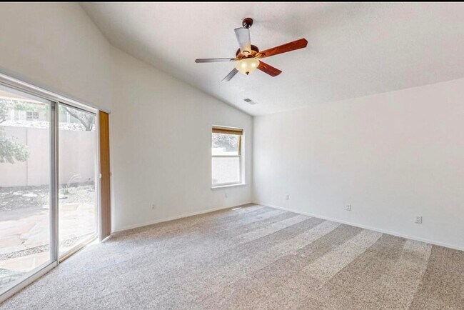 Building Photo - 13124 Calle Azul SE