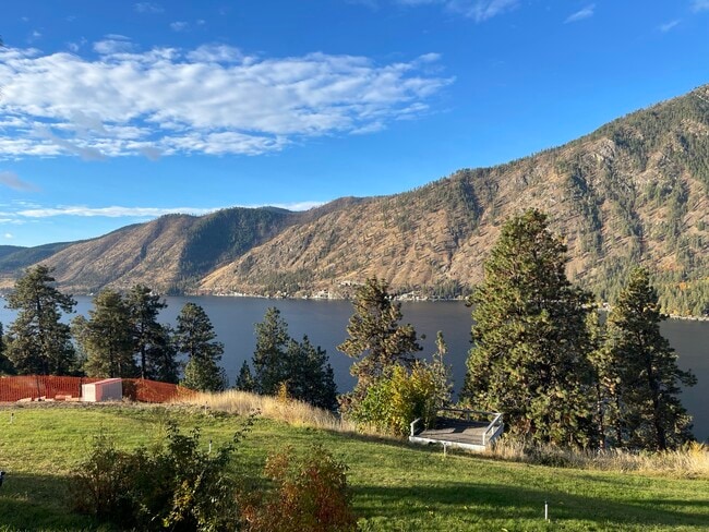 Building Photo - 1983 Summit Blvd