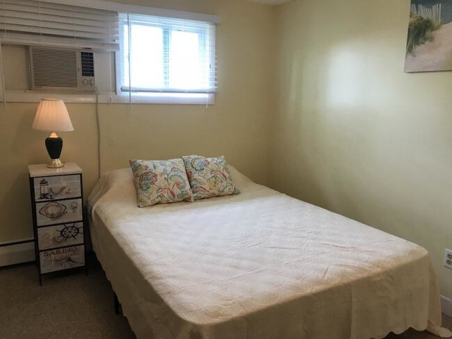 Building Photo - Bonnet Shores Weekly Summer Rental