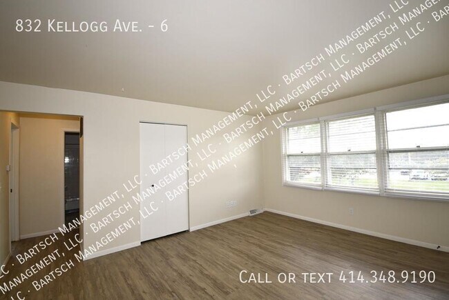 Building Photo - 832 Kellogg Ave