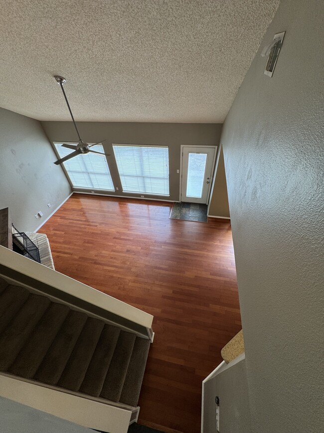 Building Photo - 13815 Stone Hollow