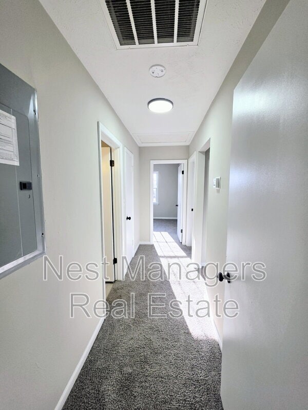 Building Photo - 7525 Kisco Dr