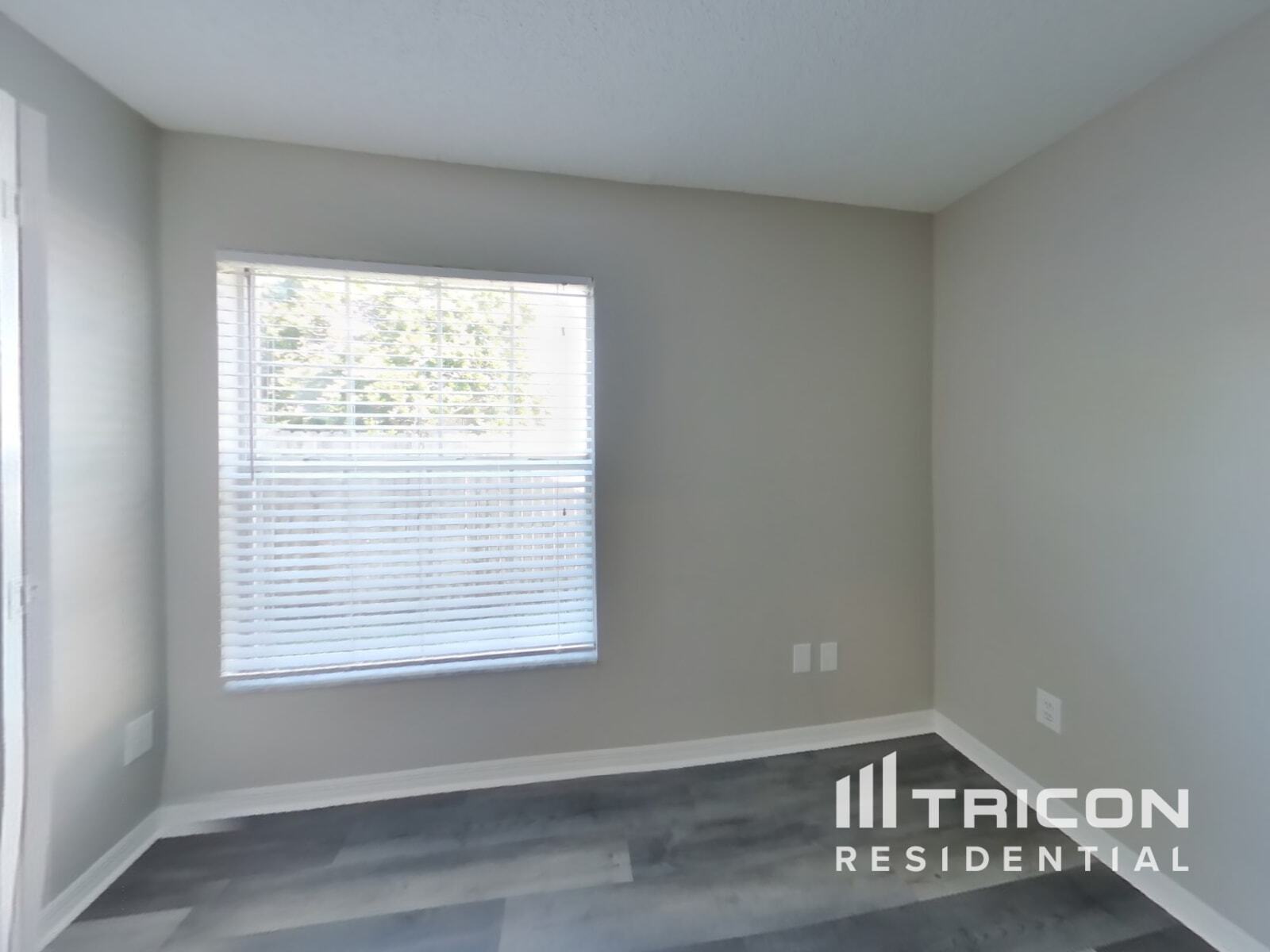Building Photo - 873 Silversmith Cir