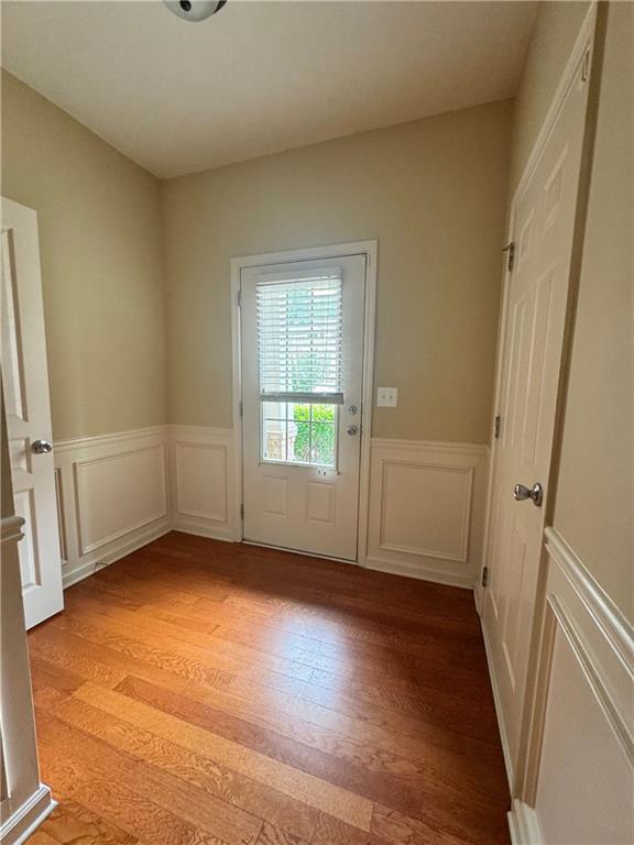 Building Photo - 6215 Elmshorn Way