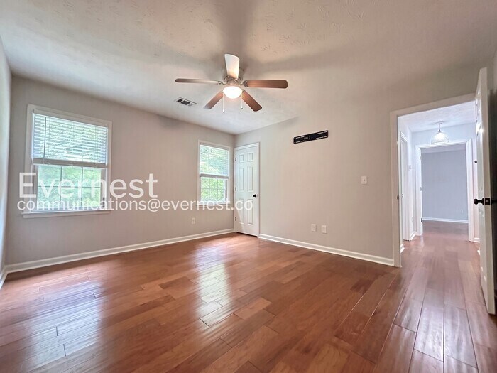 Building Photo - 2219 Heritage Trace Dr