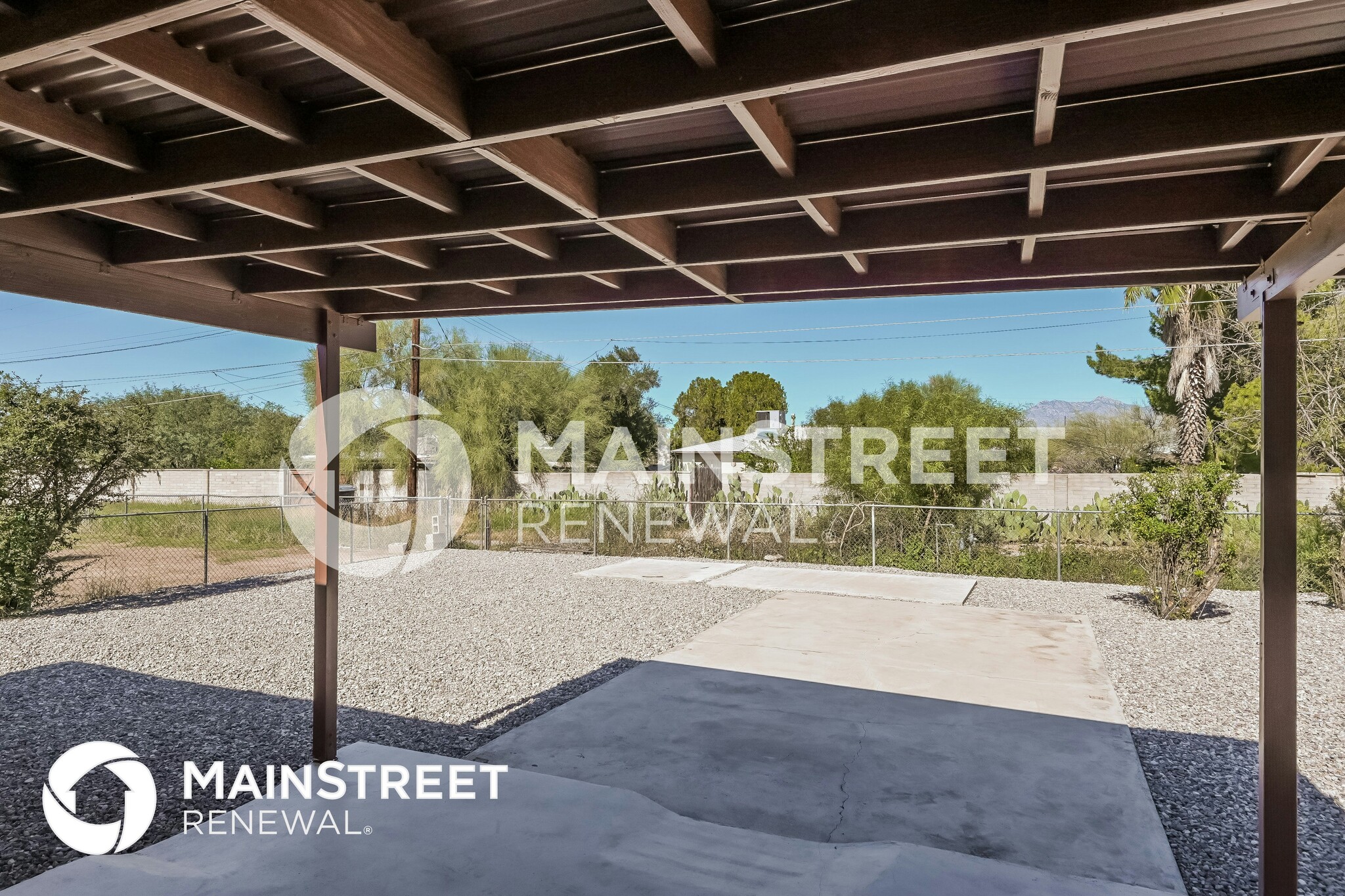 Building Photo - 6131 E 25th St