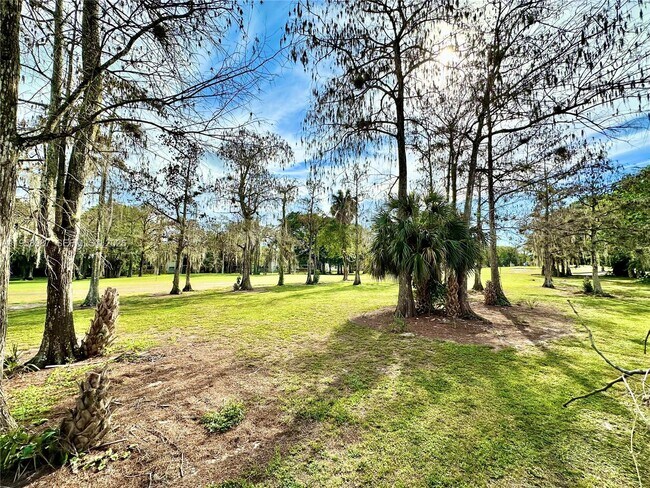 Building Photo - 8000 Fairview Dr