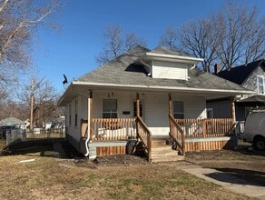 Building Photo - 1532 Whittier St