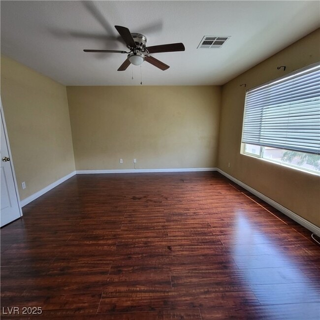 Building Photo - 9957 Ridgehaven Ave