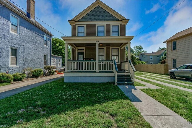 Primary Photo - Hampton Multi/BP_prop