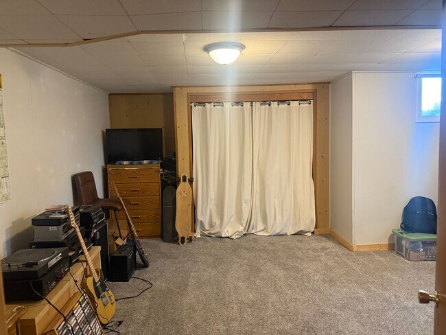 Building Photo - 2 Bed 1 Bath in Bozeman