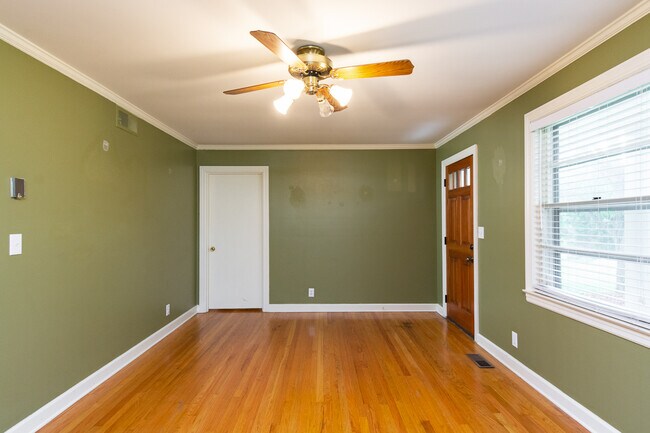 Building Photo - 5121 Wilmar Dr