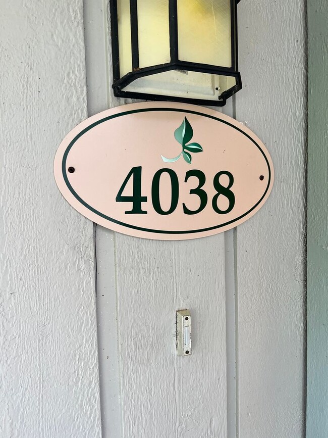 Building Photo - Great updated 2/2  in Grenelefe