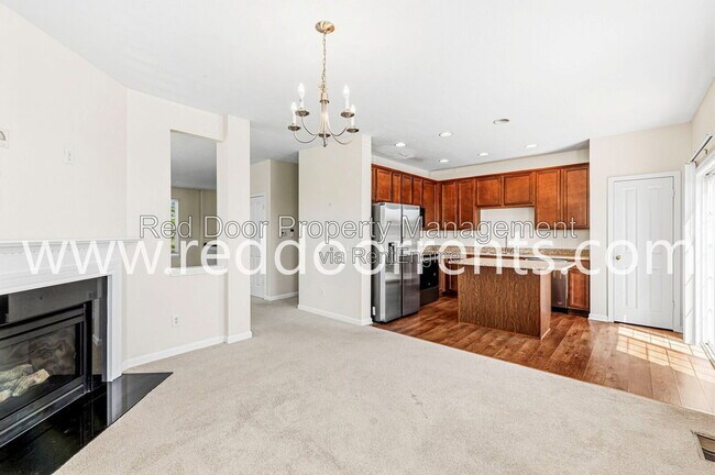 Building Photo - 13340 E Golden Gate Dr