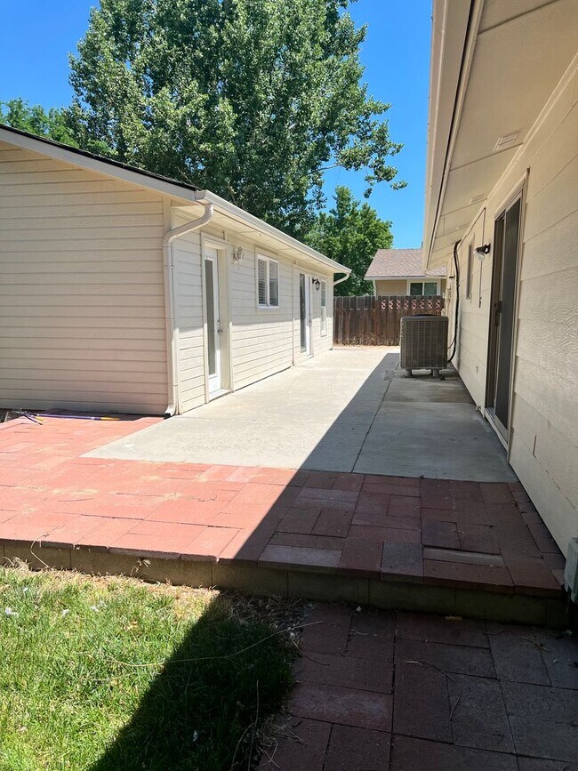 Building Photo - Perfect 3bd/2ba home in heart of Eagle, ID...