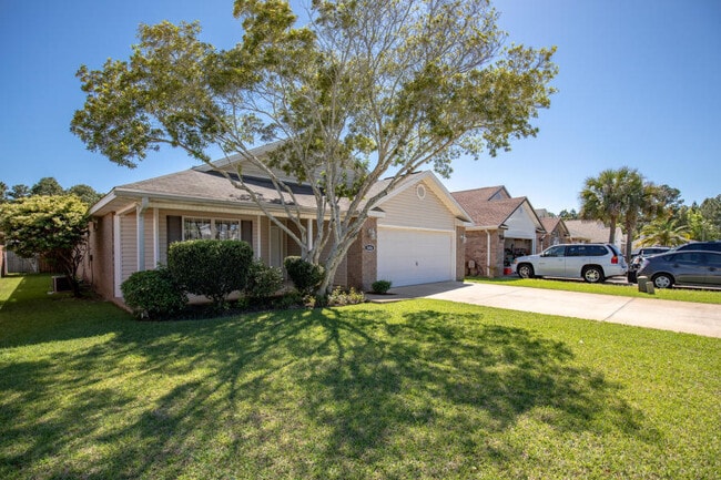 Building Photo - 1606 Trent St