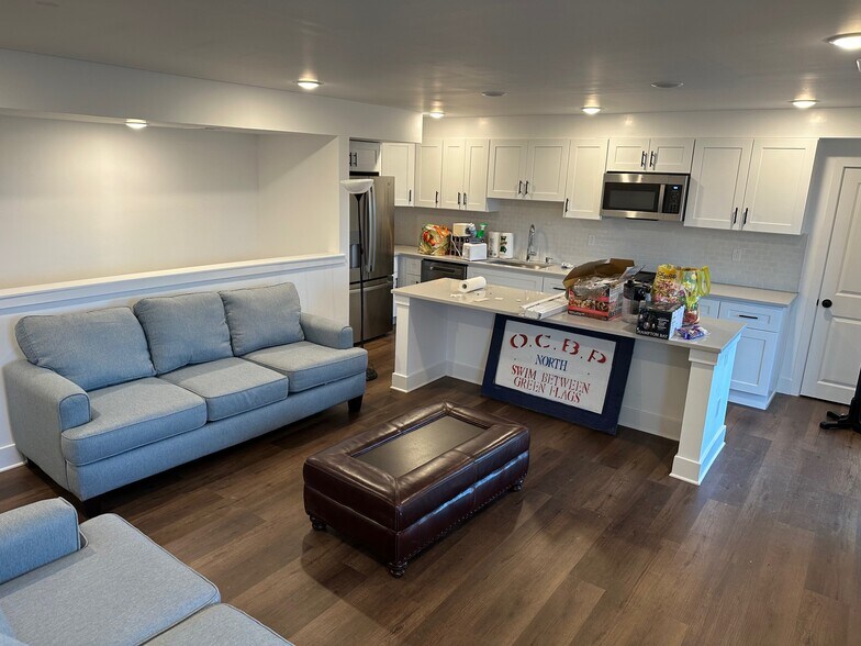 Building Photo - 256 N 32nd St