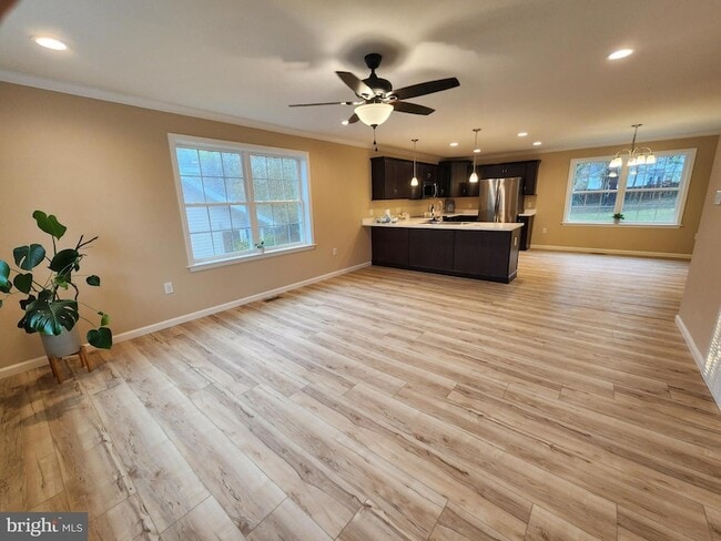 Building Photo - 175 N Madison St