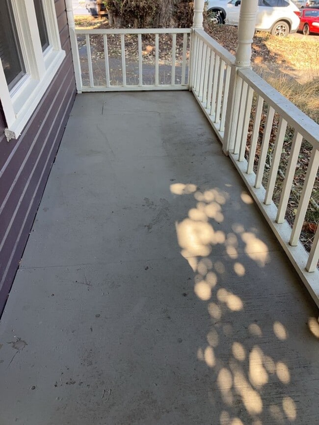 Building Photo - Pre-Lease Today, 5 Bedroom Home!