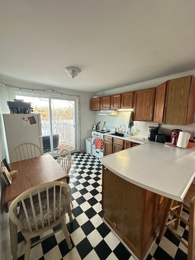 Building Photo - 19-21 Penobscot Street, Orono ME