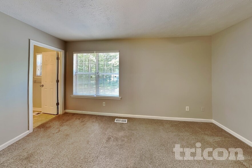 Building Photo - 48 Halehaven Drive Douglasville GA