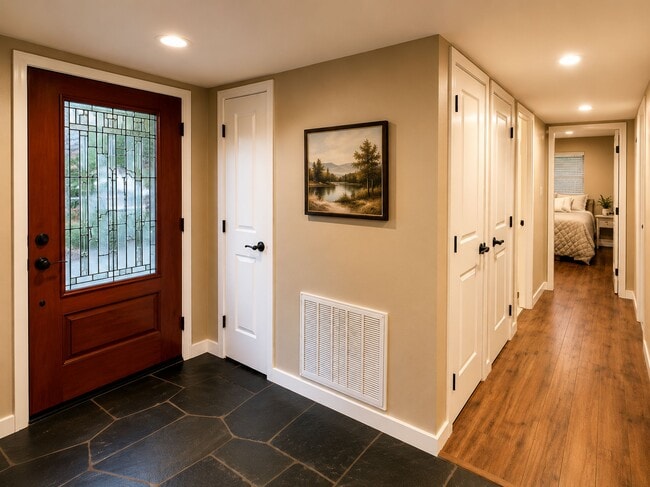 Building Photo - 820 Blue Bell Ct
