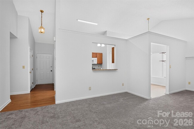 Building Photo - 3411 Pondridge Ct