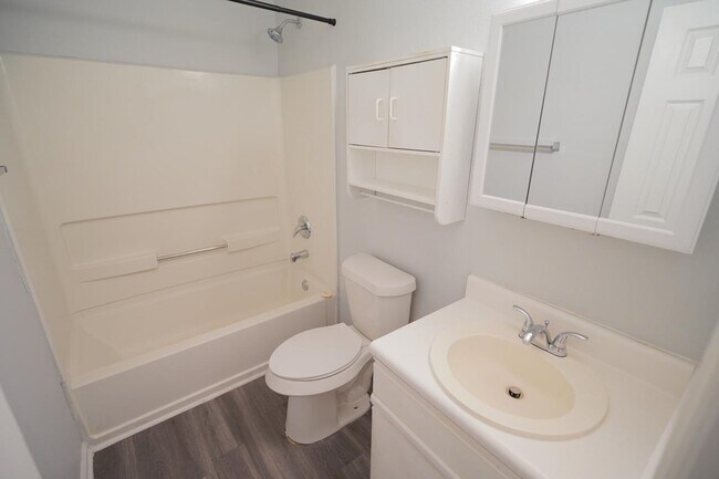 Building Photo - 2648 Tess Cir