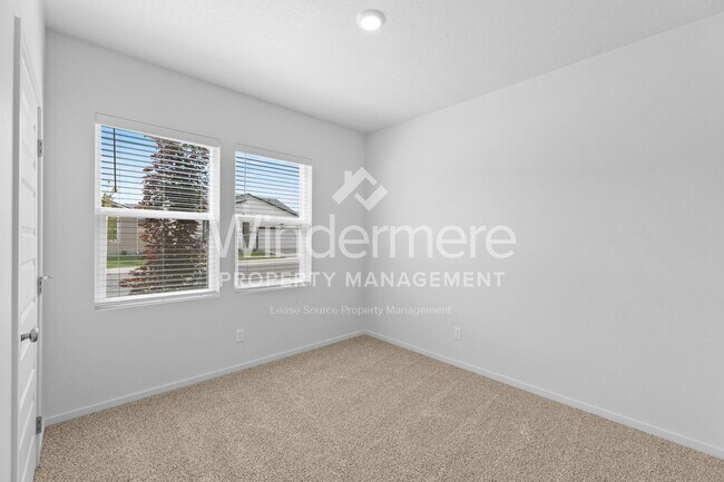Building Photo - 3543 S Keller Ln