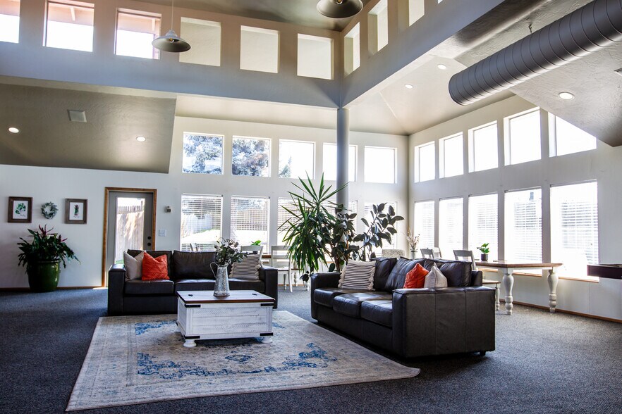 Anjou Club Apartment Homes 100 N Pacific Hwy Talent OR 97540