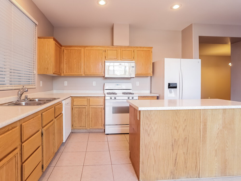 Building Photo - 8800 Happy Pines Ave