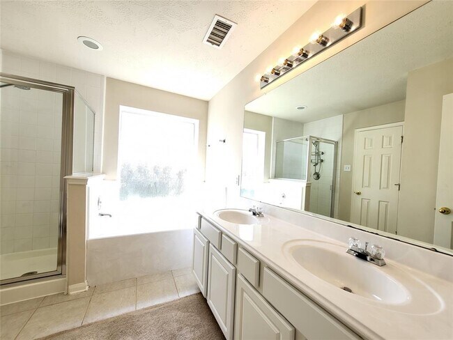 Building Photo - 11038 Desert Springs Cir