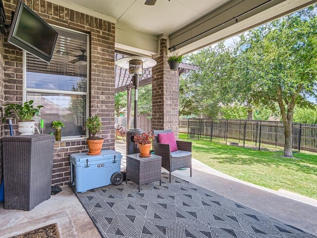 Building Photo - 2601 Sixpence Ln