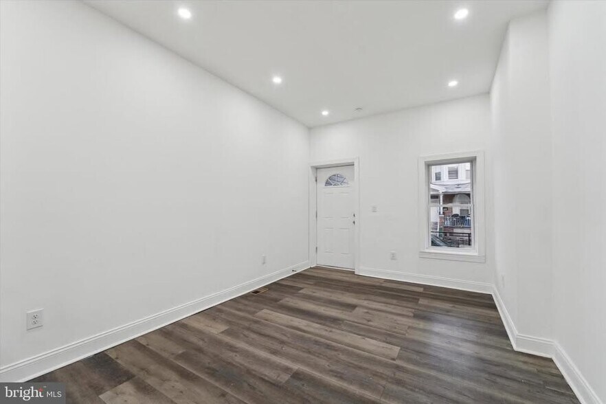 Building Photo - 3660 N Marvine St