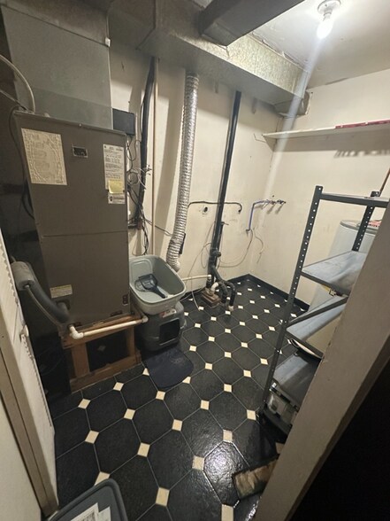 Building Photo - 2776 Willits Rd