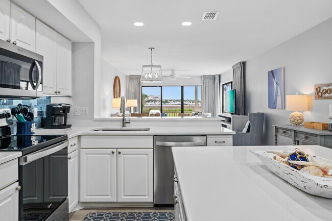 Building Photo - 814 Harbour Point Dr