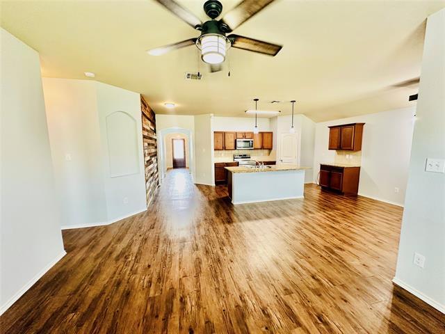 Building Photo - 2134 Shady Glen Trail