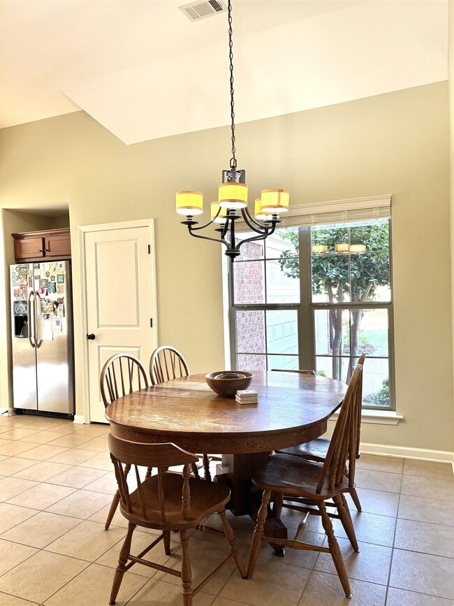 Building Photo - 6399 William Hill Dr