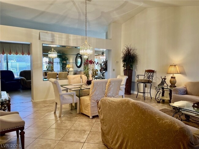 Building Photo - 2404 Floyd Ct