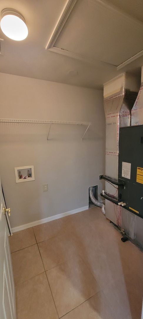 Building Photo - 1571 NW 29 Rd