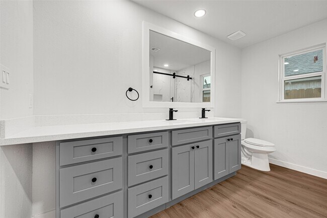 Building Photo - 3415 Lapstone Dr