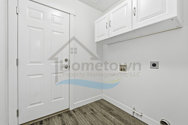 Building Photo - 5163 E Portside Ct