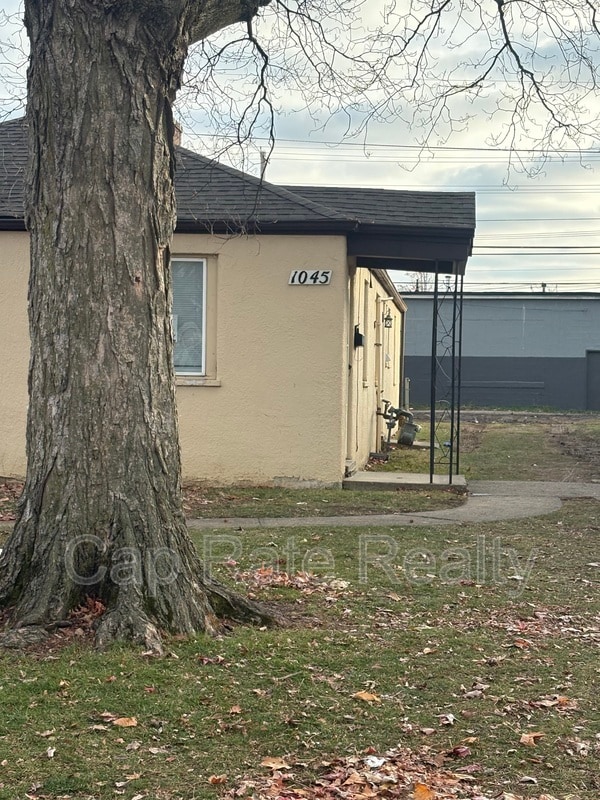 Building Photo - 1045 Loretta Ave