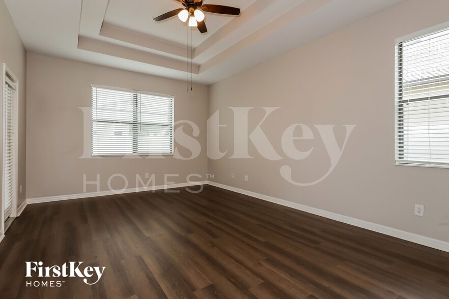 Building Photo - 8507 White Poplar Dr