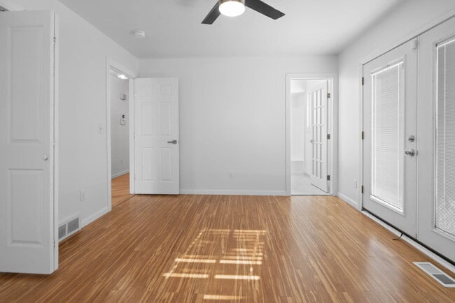 Building Photo - 655 Ferndale Ave