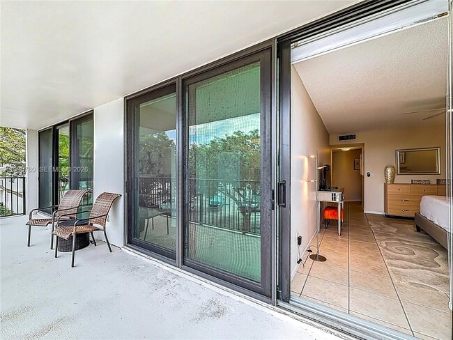 Building Photo - 1101 River Reach Dr