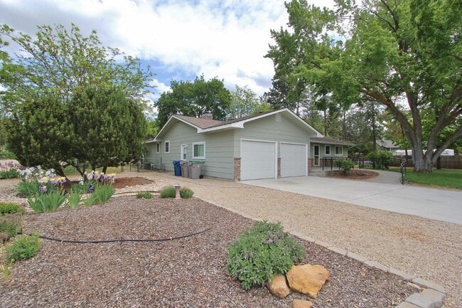 Building Photo - 12603 W Castlewood Dr