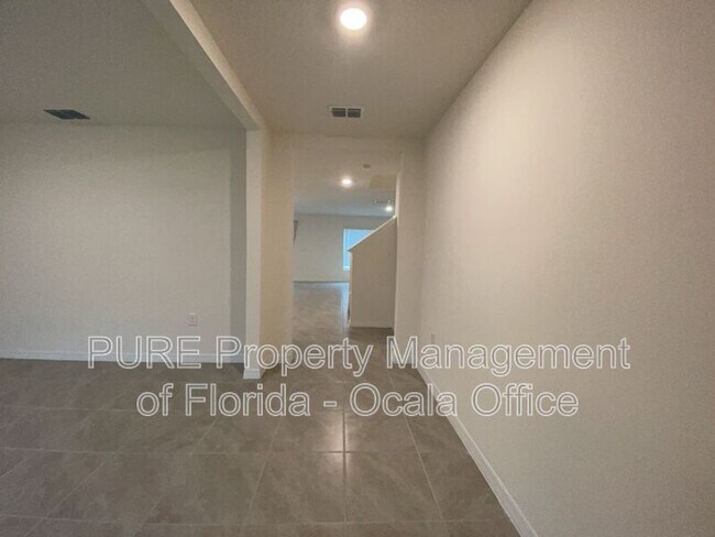 Building Photo - 7084 SW 136th Ln